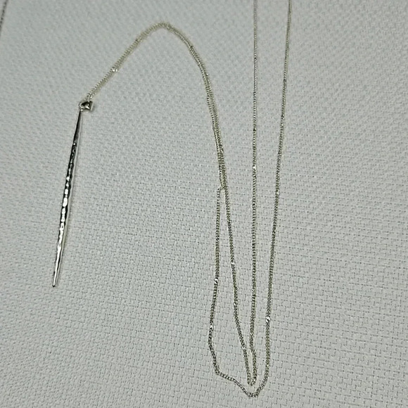 NIB - Retired Stella & Dot Kari Layered Necklace Silver Delicate Versatile - Picture 9 of 14